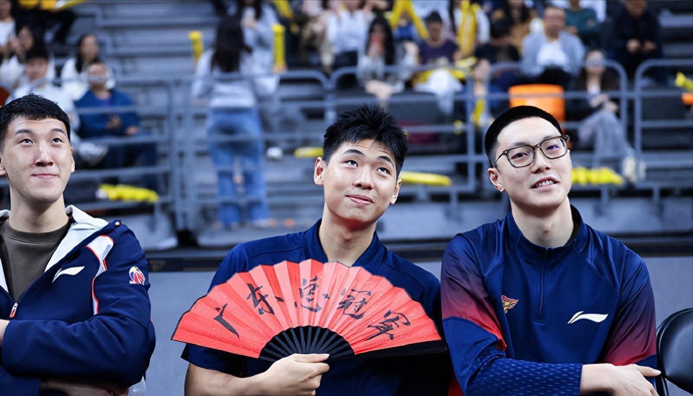 九游娱乐app-本赛季不会回归！广东宏远希望之星膝盖手术，本该兑现天赋